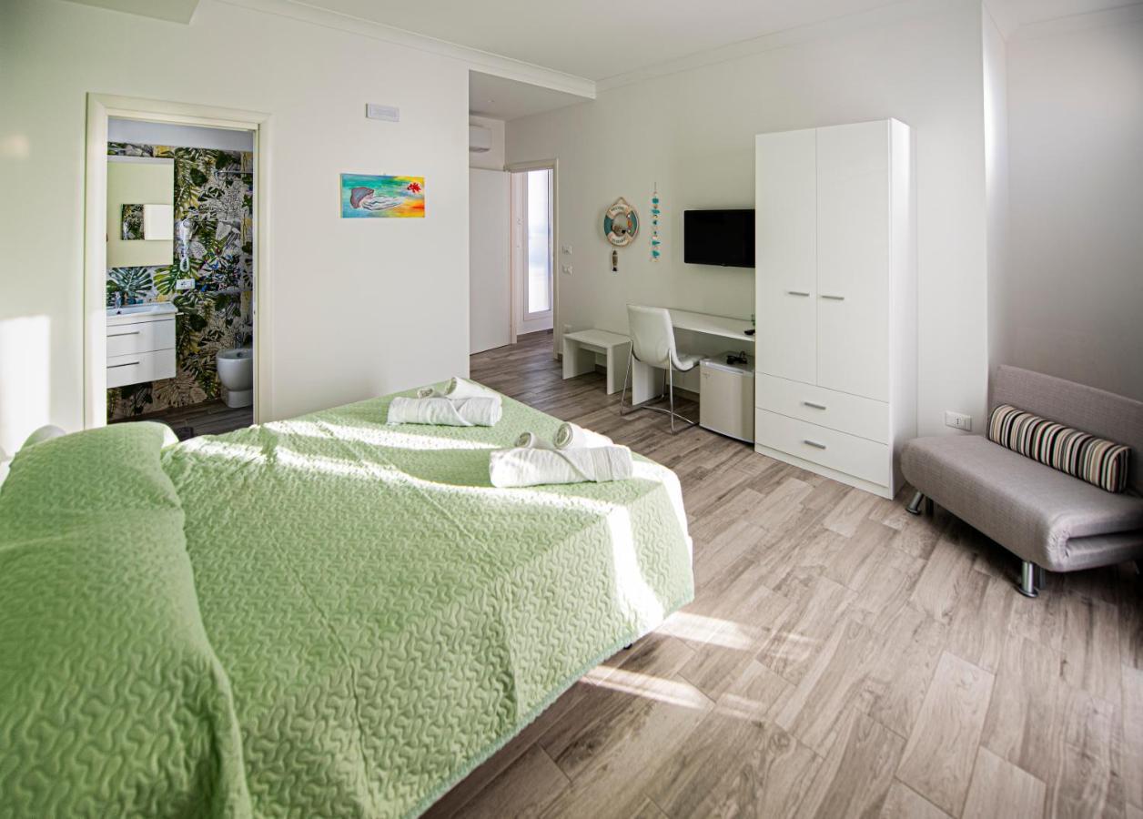 L' Arcobaleno B&B Castelluzzo Ngoại thất bức ảnh